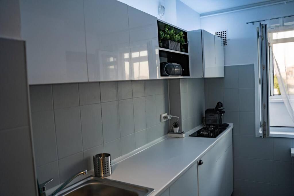 Modern 1 Bedroom Apartment In Bucharest Center! Εξωτερικό φωτογραφία