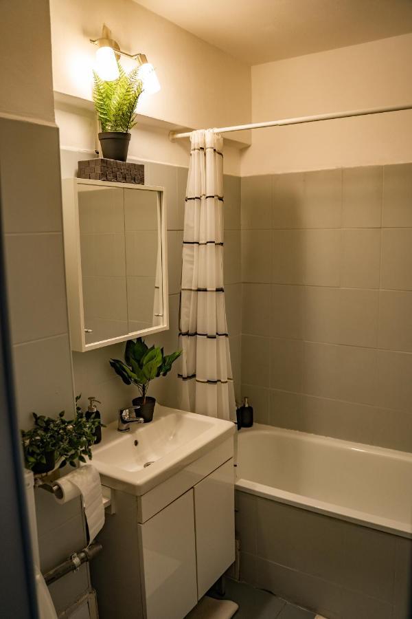 Modern 1 Bedroom Apartment In Bucharest Center! Εξωτερικό φωτογραφία